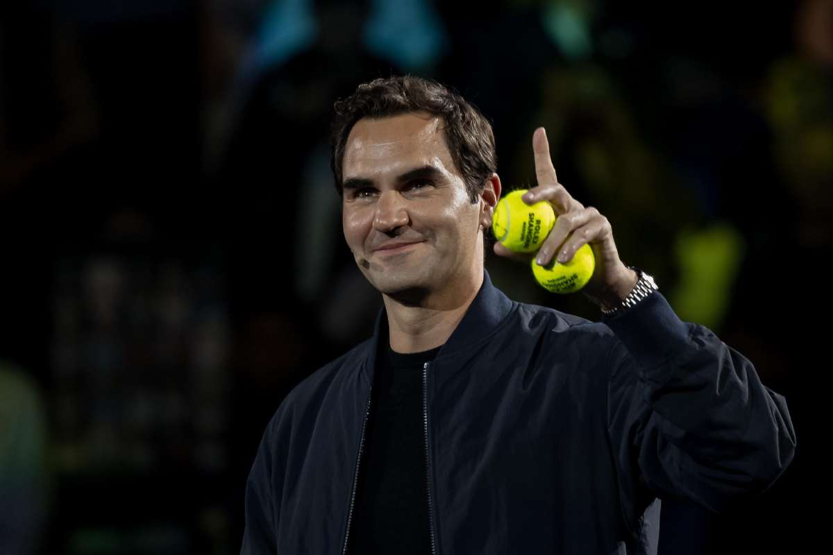 Roger Federer partita ping pong bambina 