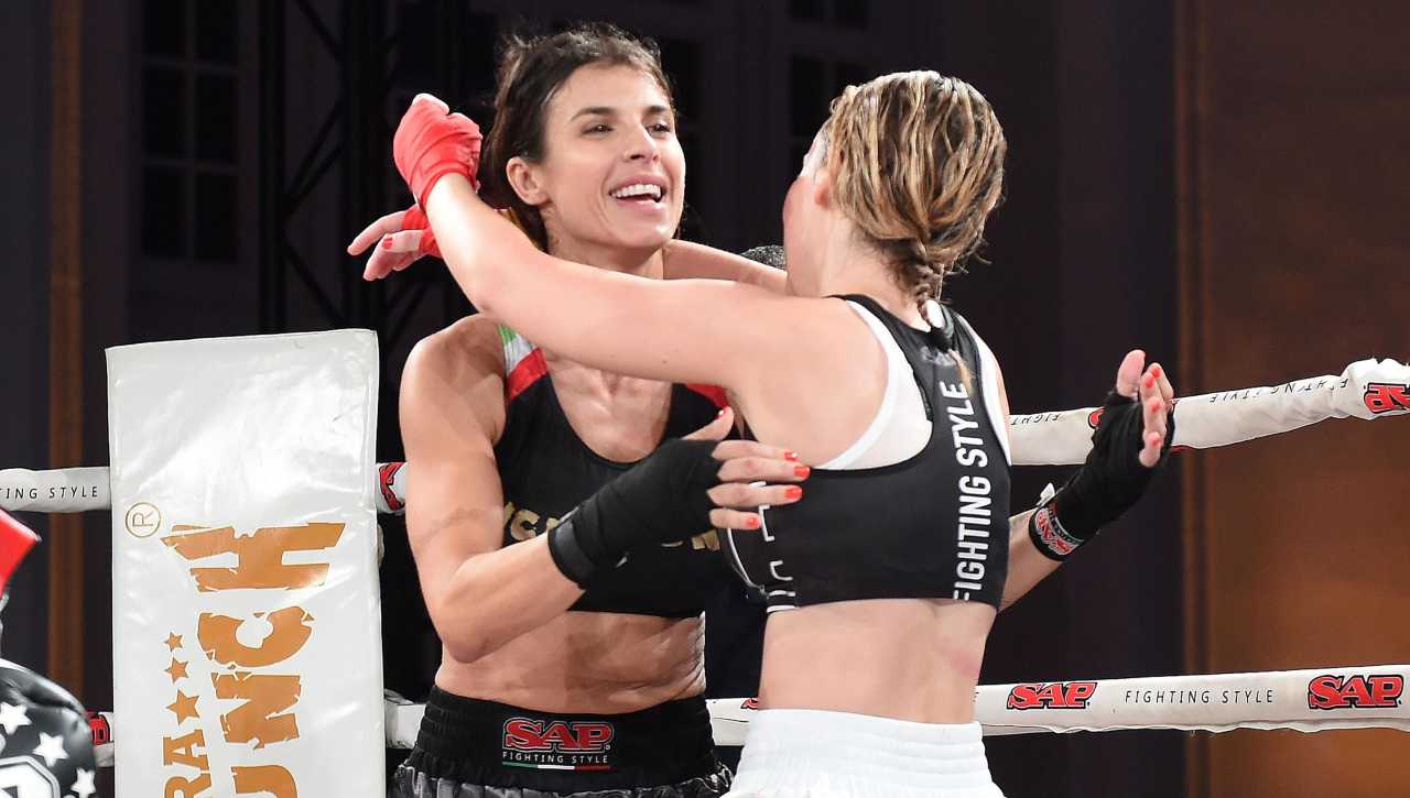 Kickboxing, la grande passione di Elisabetta Canalis - Sportitalia.it