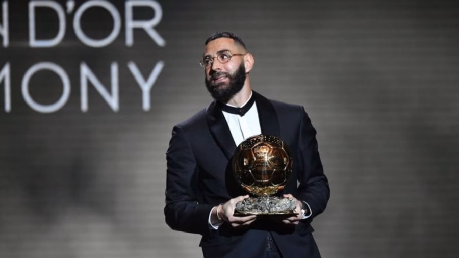 Karim Benzema premiato con il Pallone d'Oro [Credit: web]