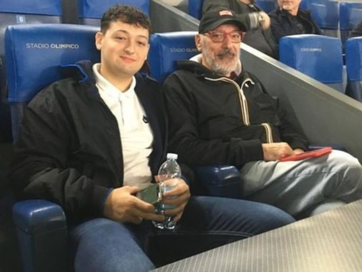 Giulio e il suo dottore allo stadio [Credit_ Instagram] - Sportitalia.com