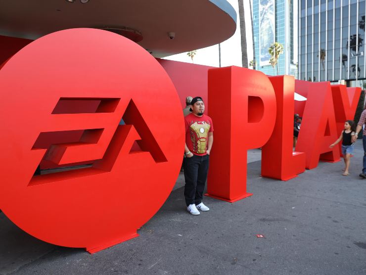 Il simbolo della EA [Credit_ ANSA] - Sportitalia.com