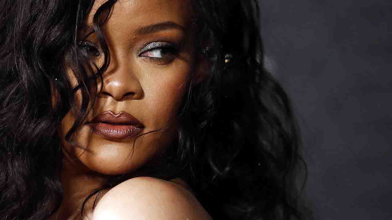 Rihanna Sportitalia 221107