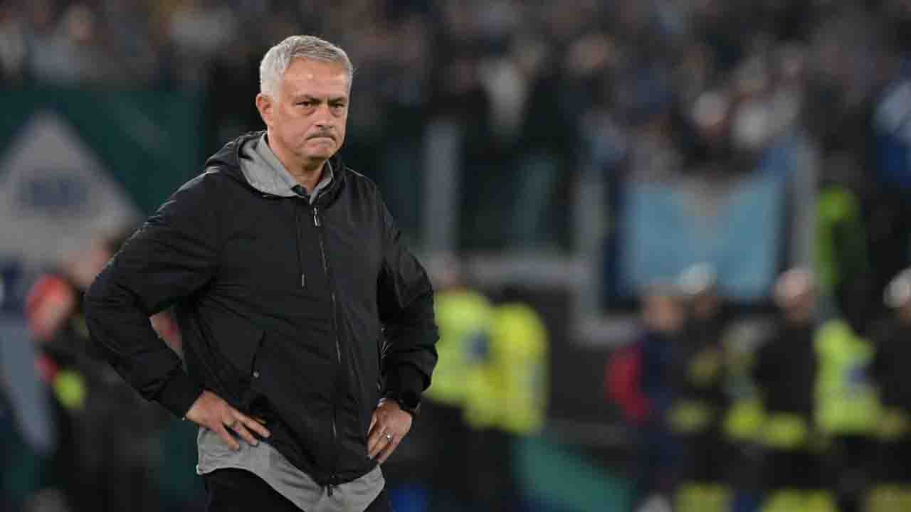 Roma Lazio Mourinho Sportitalia 221107