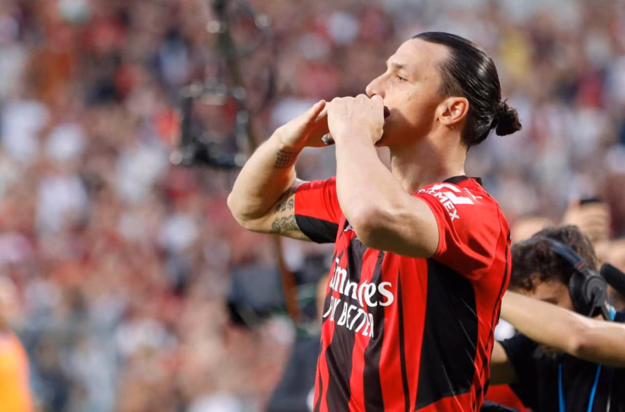 Futuro Ibrahimovic annuncio