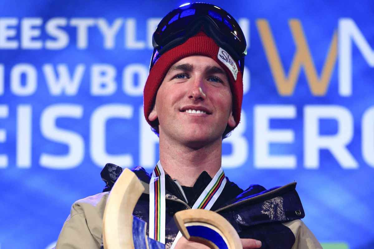 La premiazione di Kyle Smaine ai Mondiali