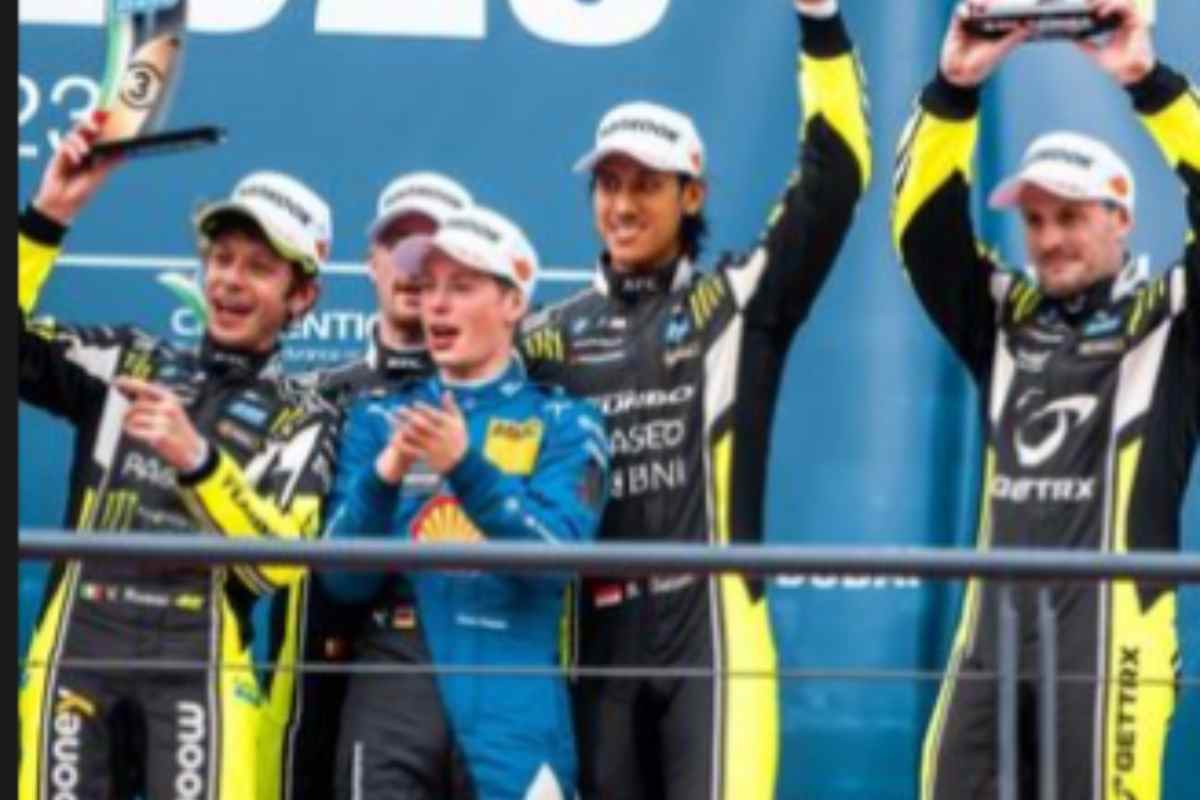 Rossi sul podio a Dubai 