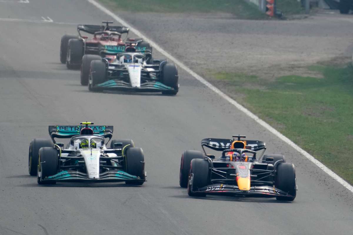 Un duello nel 2022 tra Verstappen e Hamilton