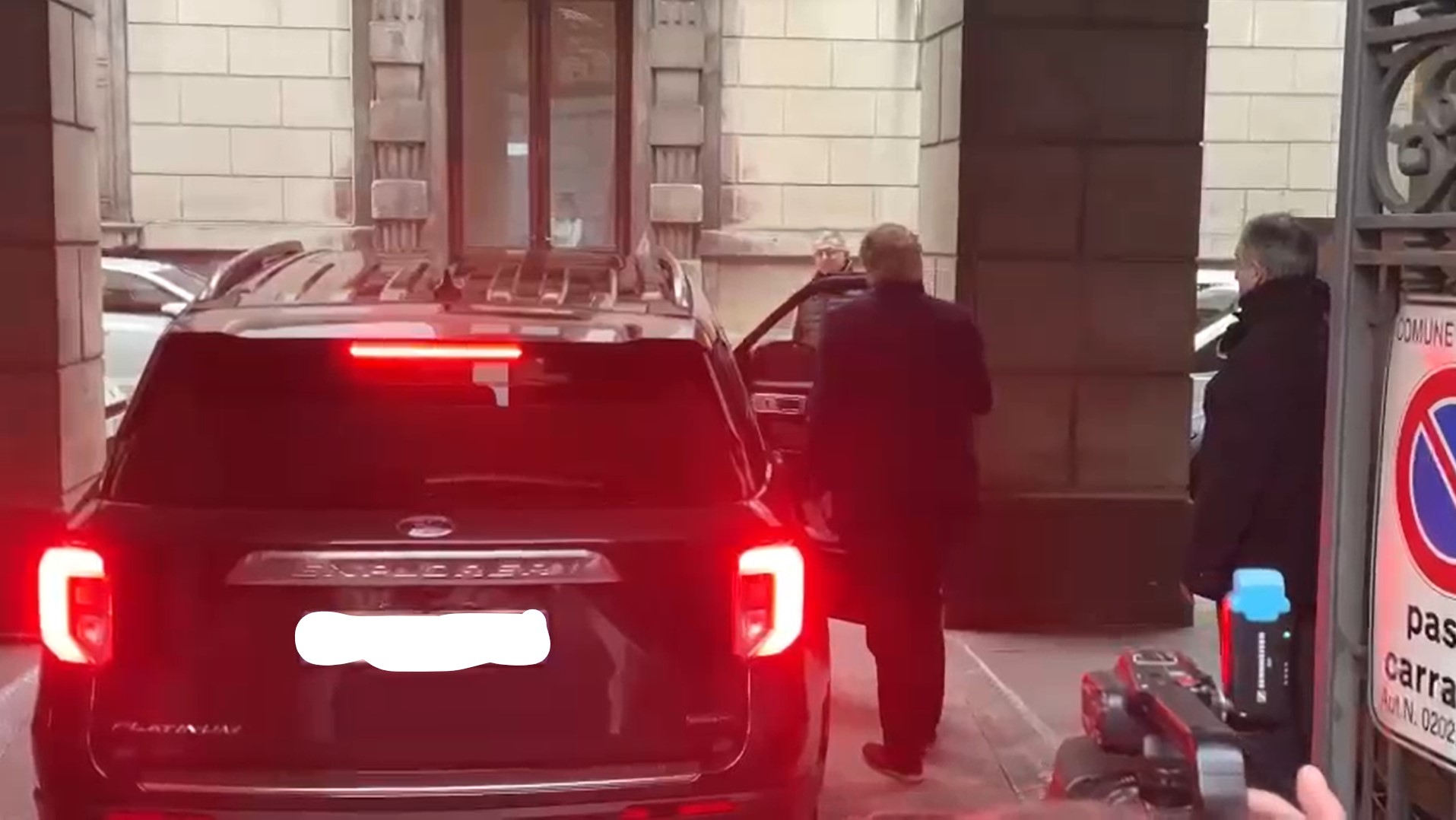 Stadio Milan e Inter, l’arrivo di Antonello e Scaroni (VIDEO)