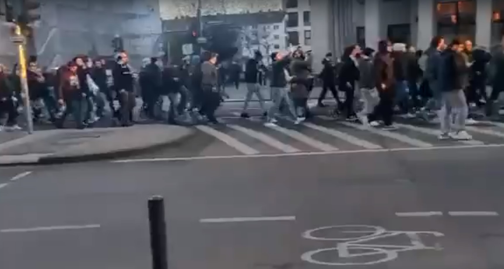 Napoli, fiume di tifosi a Francoforte (VIDEO)