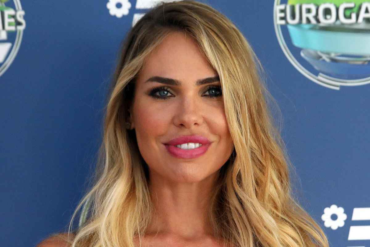 Ilary Blasi riparte