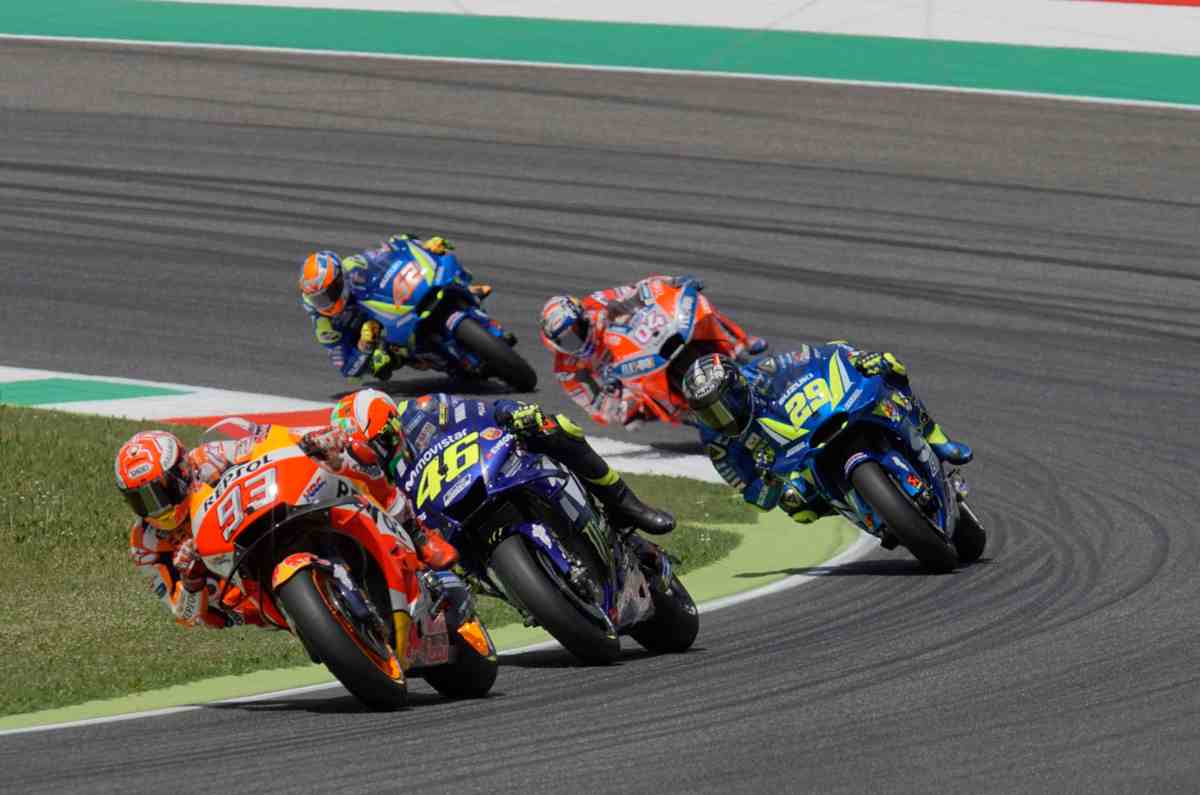 Rossi attacca Marquez