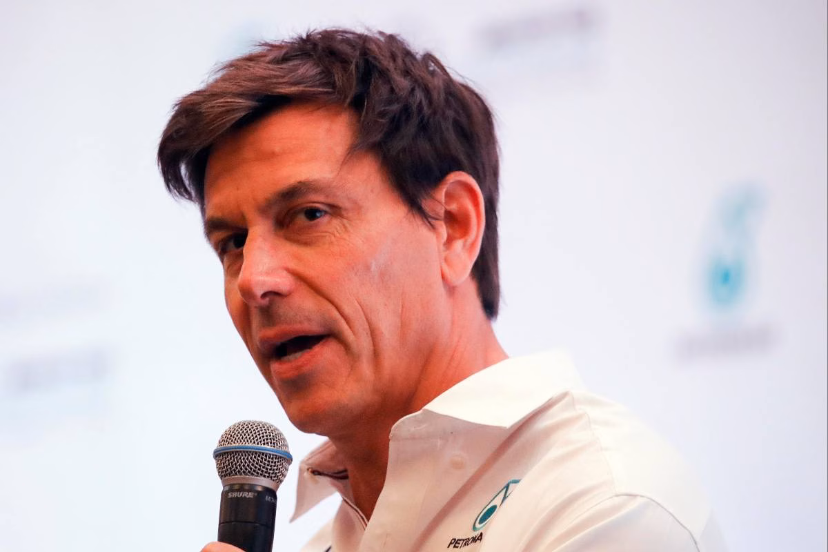 Toto Wolff, allarme rosso in Mercedes - Sportitalia.it