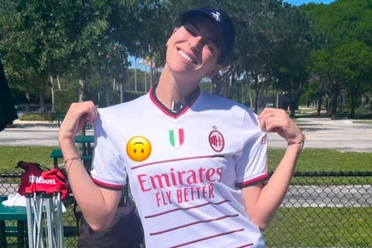 Ajla Tomljanovic indossa la maglia del Milan