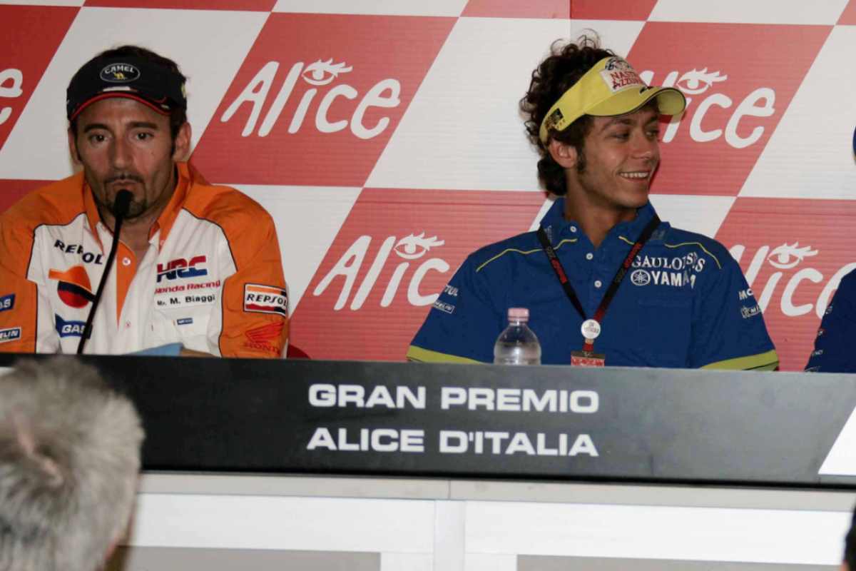 Max Biaggi e Valentino Rossi, rivali da sempre