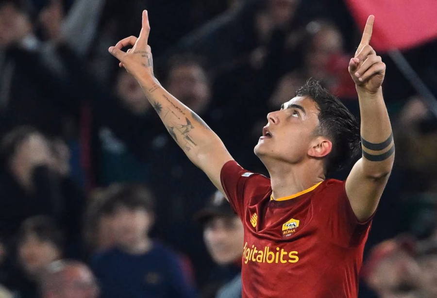 Tripletta Dybala Roma
