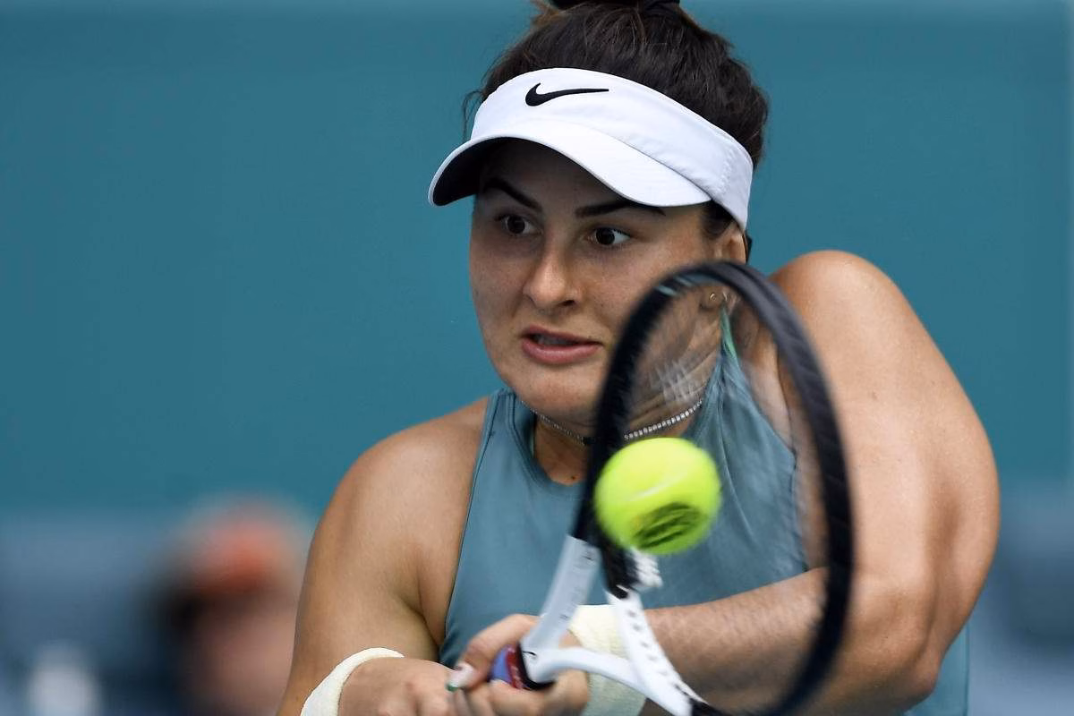 Tennis, vacanze italiane: la foto in piscina fa sognare i fan