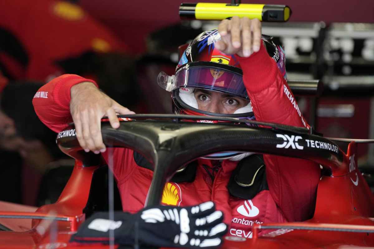 Ferrari, Sainz esce allo scoperto: "È stupido". I tifosi sono al settimo cielo
