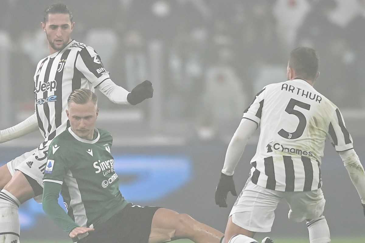 Juventus, annuncio del mediano