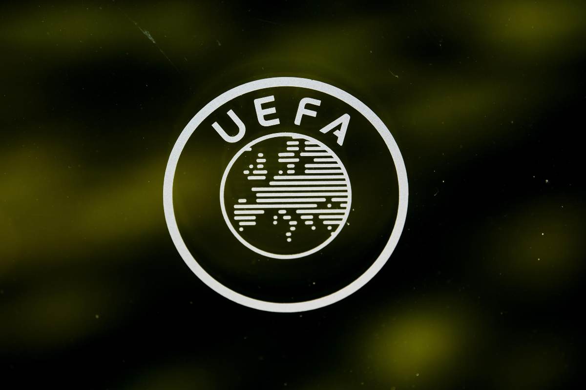 Uefa, stangata pesantissima per il Barcellona: "Un anno senza Europa"