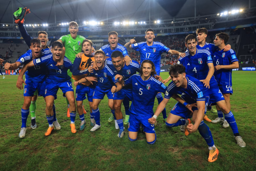 Italia under 20 in festa