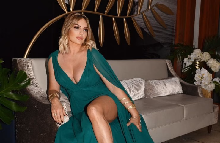 Duro scontro tra Manila Nazzaro e Lorenzo Amoroso : pubblico diviso