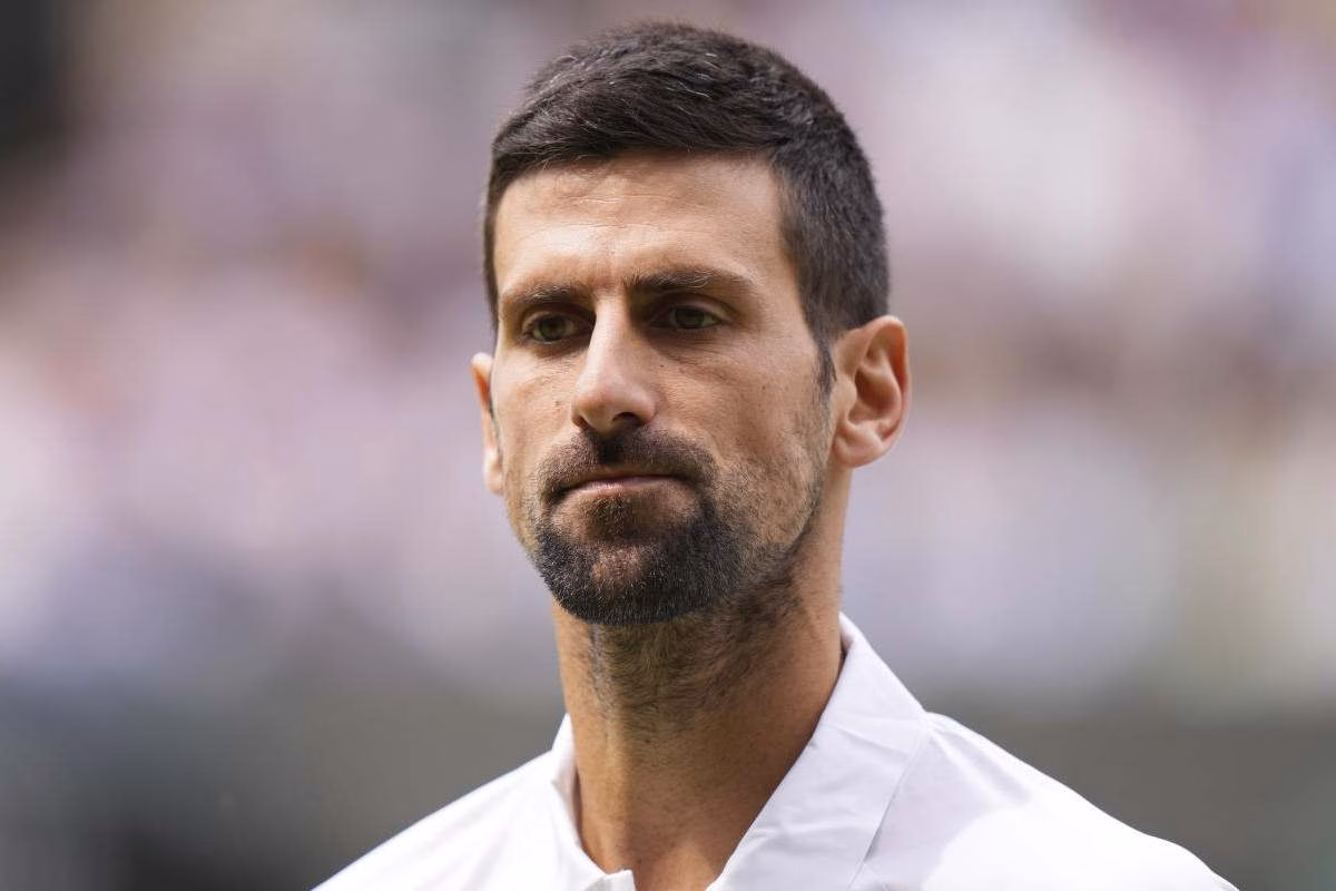 Djokovic, il segreto attaccato alla pelle: il bottone fa miracoli