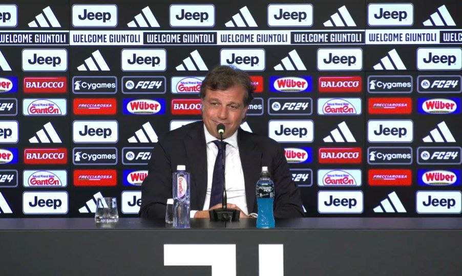 Juventus, Giuntoli si presenta… e si nasconde