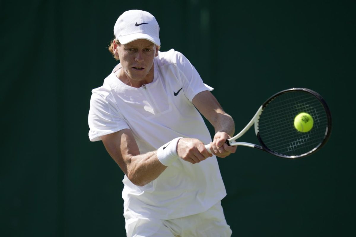 Wimbledon: Djokovic in finale, passa su Sinner