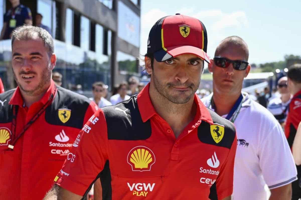 Carlos Sainz accende la polemica in Ferrari
