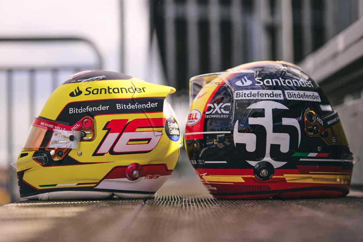 Nuovi caschi per Sainz e Leclerc