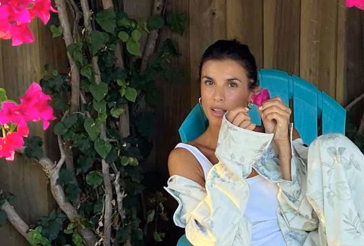 Elisabetta Canalis esagerata: fan a bocca aperta