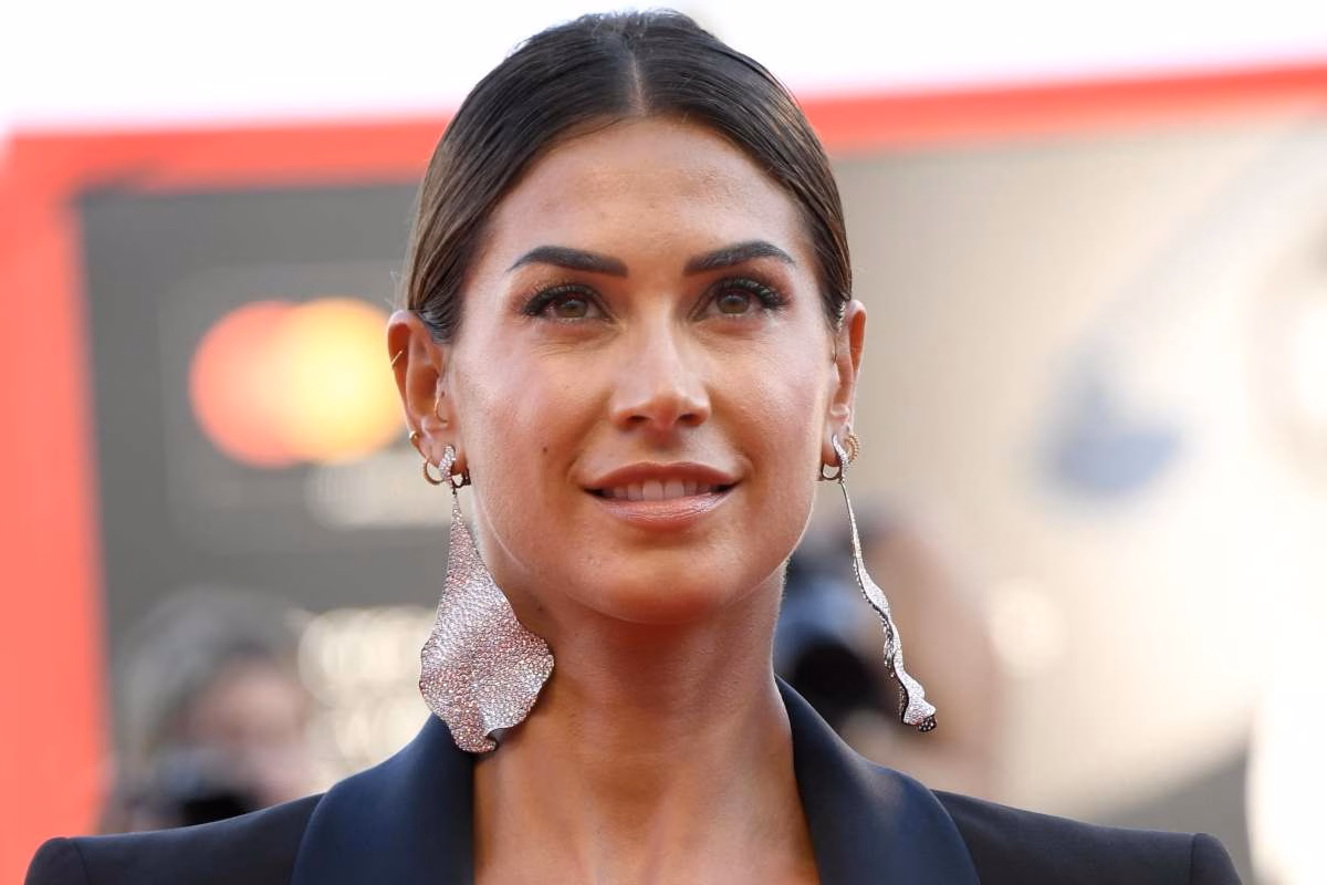 Melissa Satta lascia di stucco i social: scatto rovente