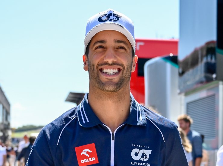 Ricciardo out per infortunio