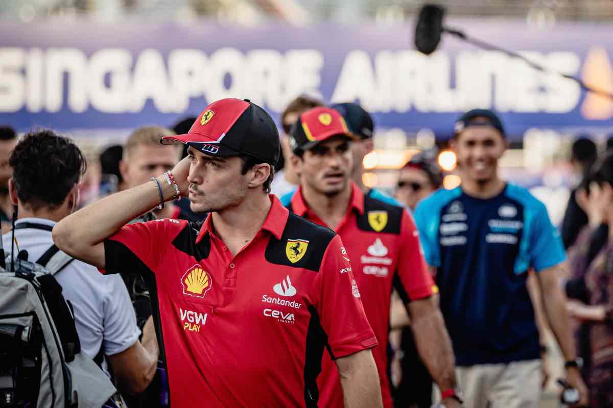 Formula 1, 'Marca' fa a pezzi Leclerc ed elogia Sainz