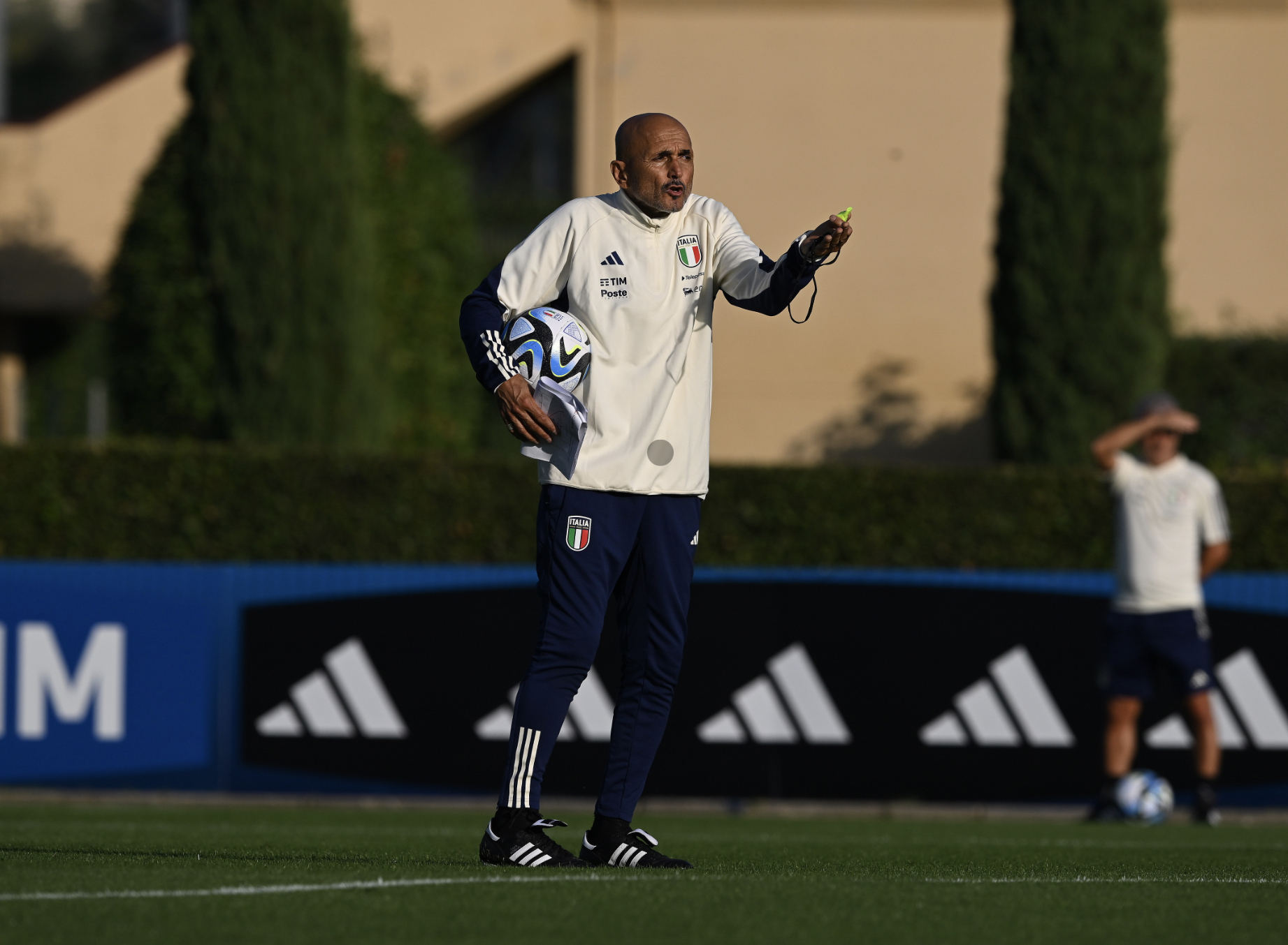 La Nazionale prova a pensare a Malta: Spalletti sostituisce Zaniolo e Tonali