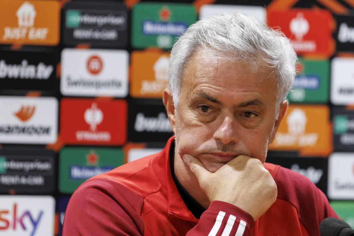 Roma, serata negativa. Mourinho boccia tutti, tranne Bove