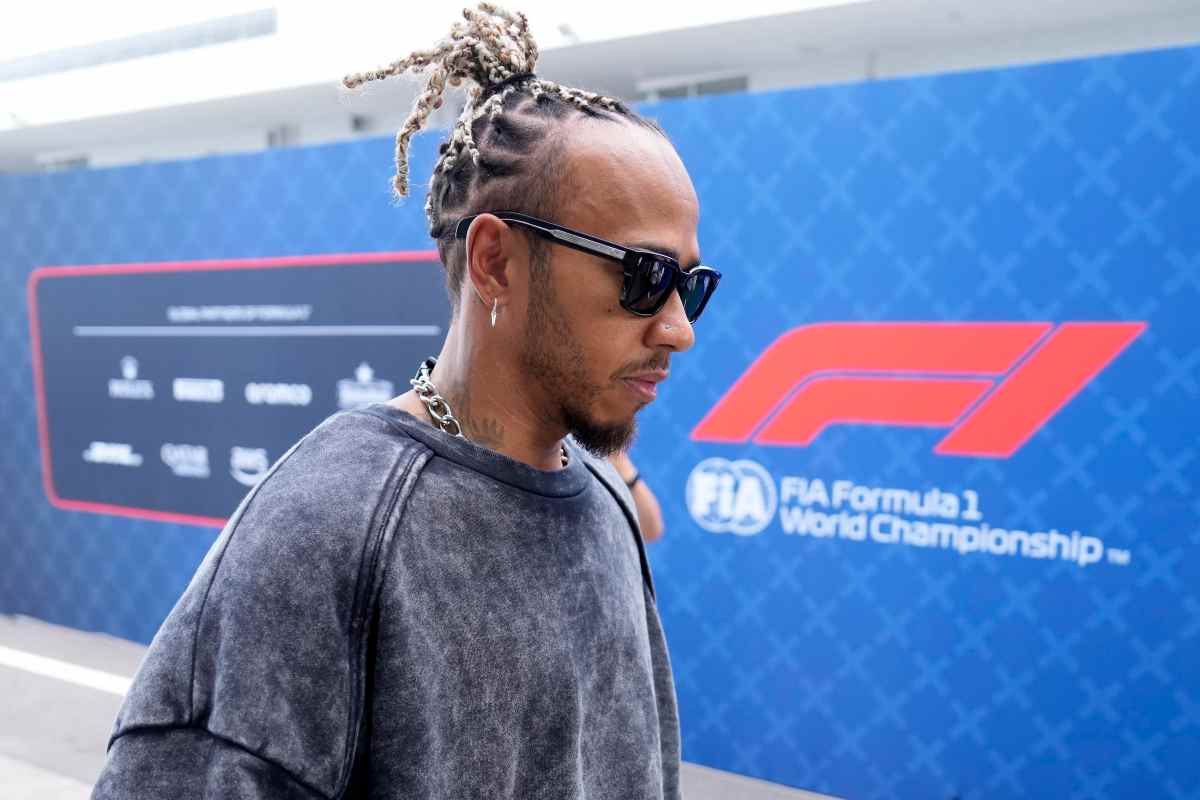 Lewis Hamilton, arriva una nuova mazzata: tifosi amareggiati