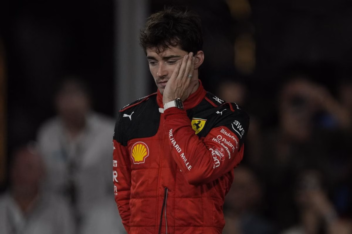 Botta e risposta fa infuriare Leclerc