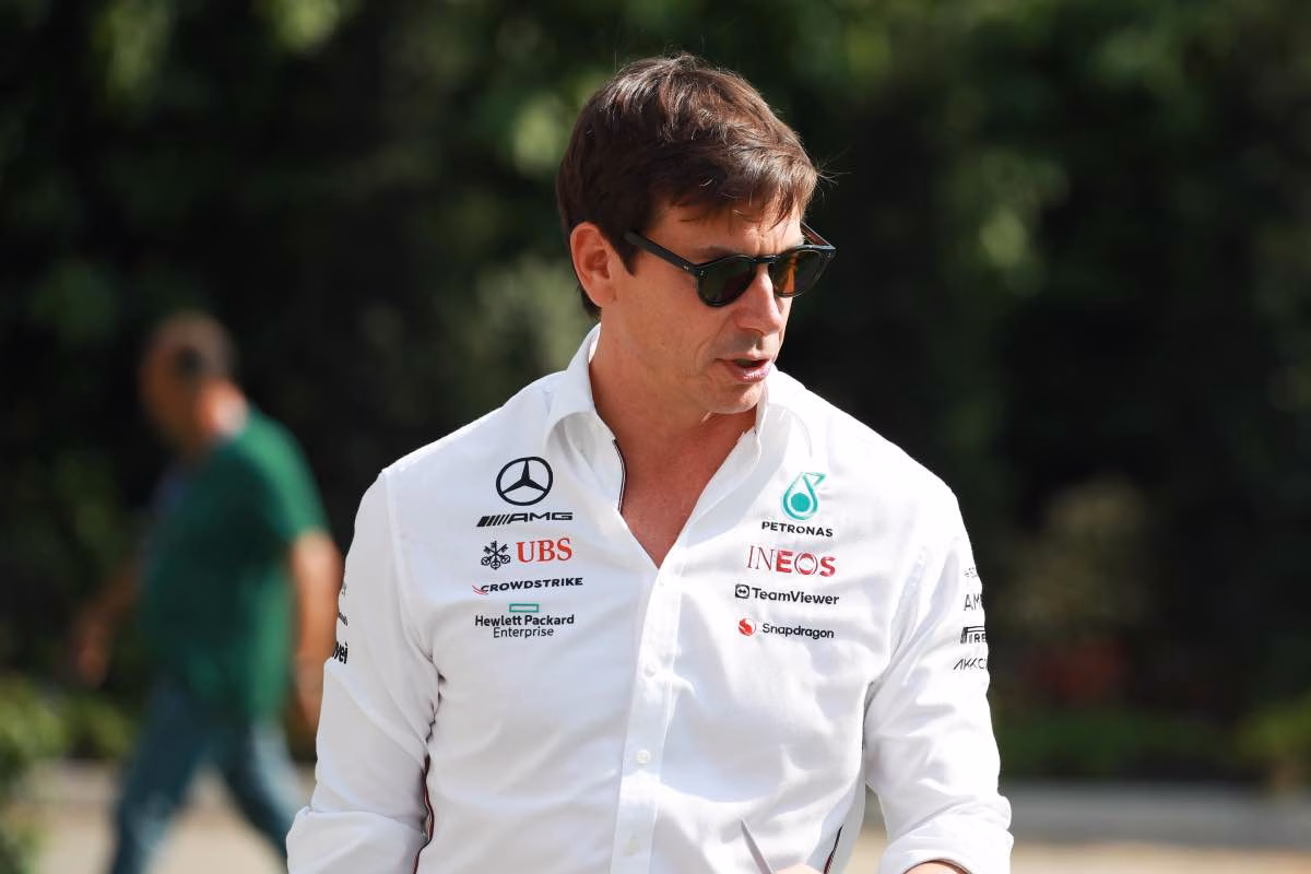 Formula 1, in Brasile le Mercedes crollano: Wolff non ci sta