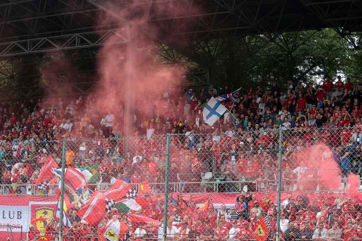 Niente fumogeni per il 2024