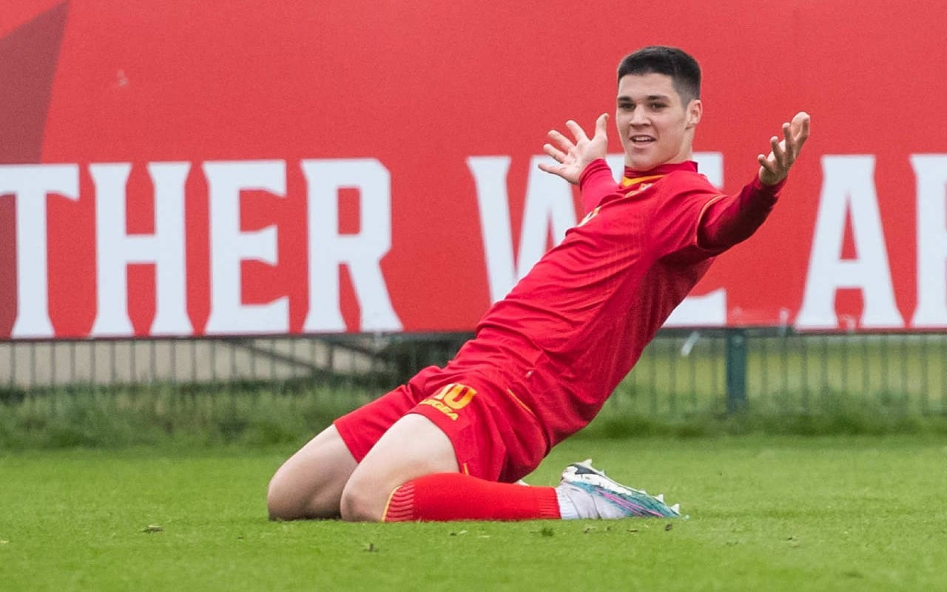 Adzić brilla con il Montenegro under 19, la Juventus lo attende