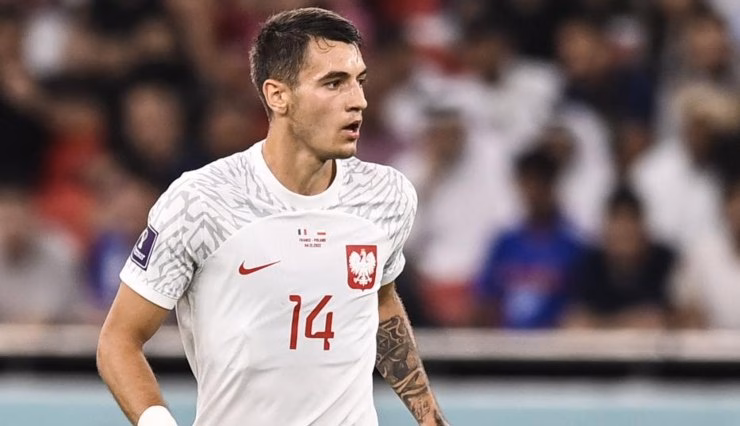 Niente Milan per Kiwior