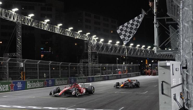 Il sorpasso di Leclerc