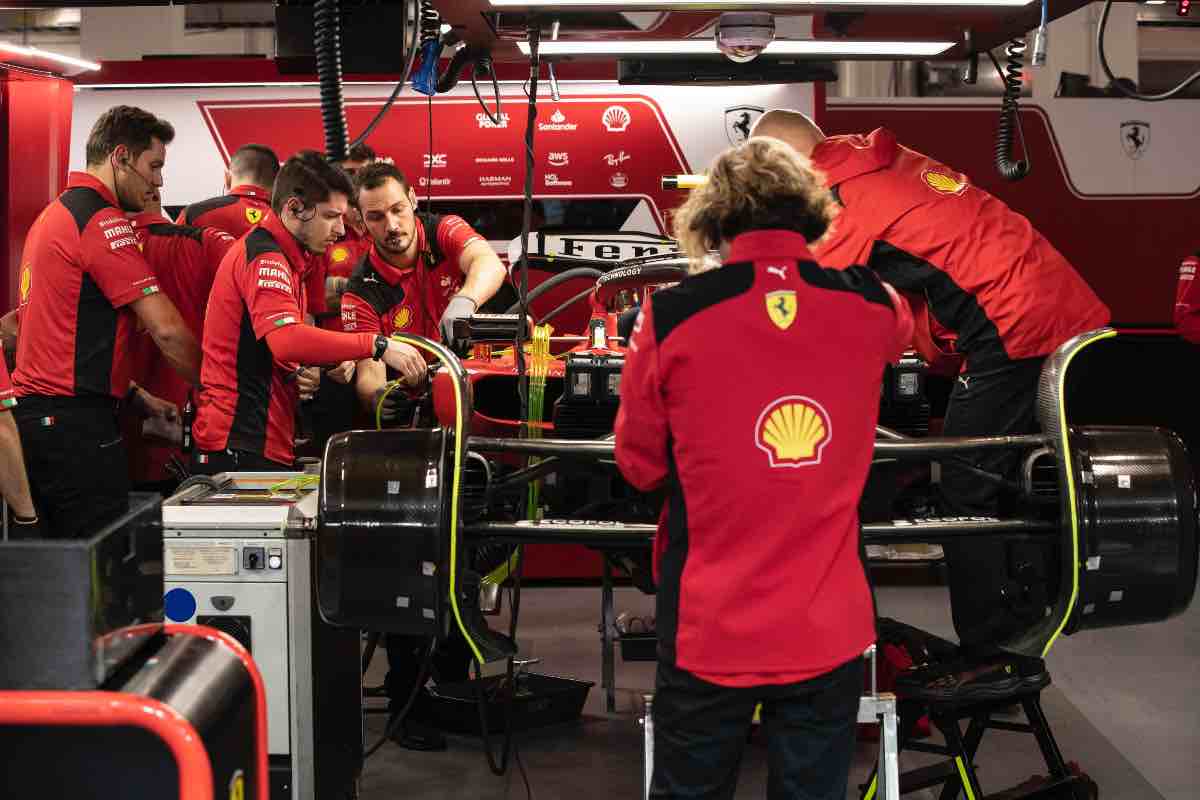 Carlos Sainz sanzionato per il tombino di Las Vegas