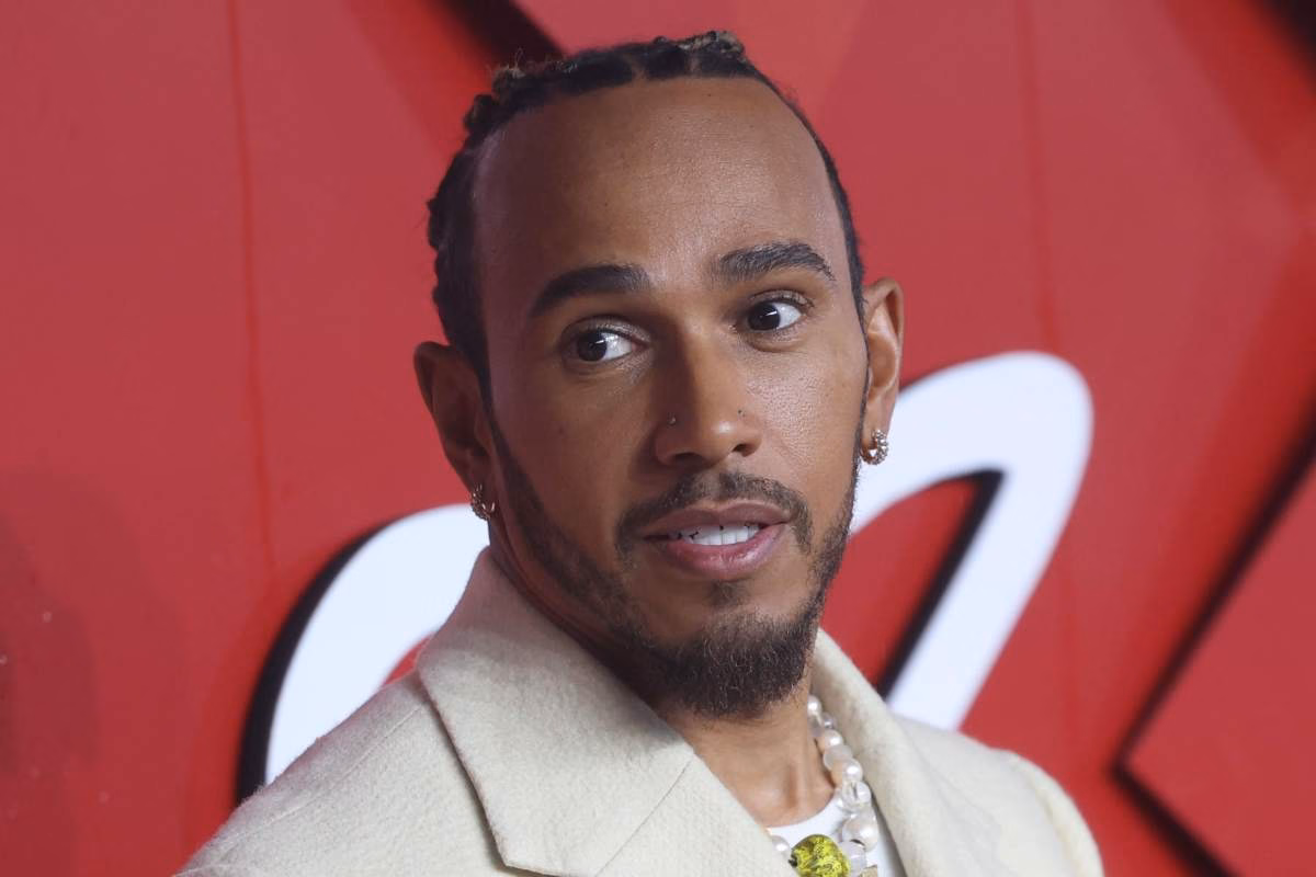 Annuncio improvviso di Hamilton: novità sul ritiro