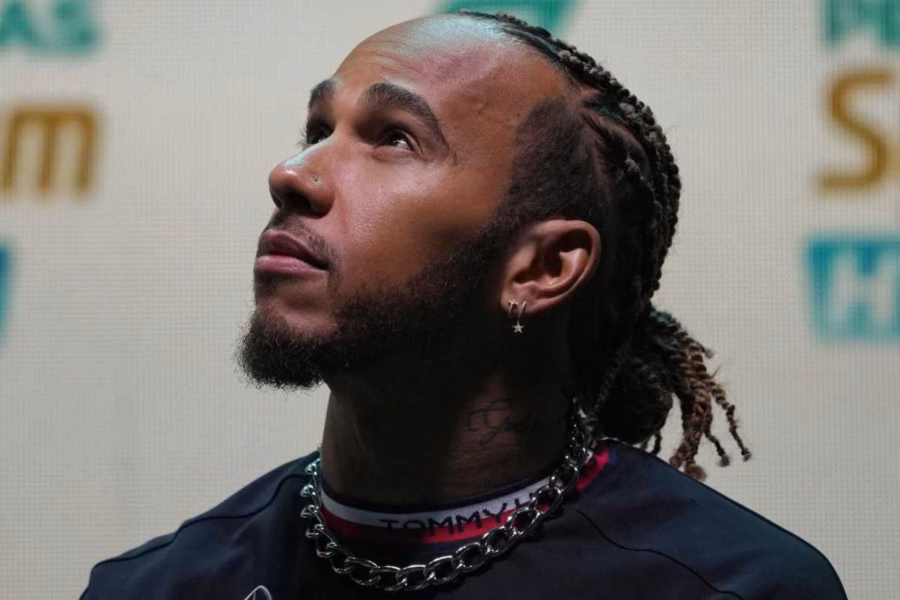 Lewis Hamilton, F1 col fiato sospeso