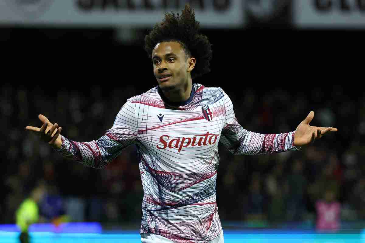 Calciomercato, che offerta per Zirkzee