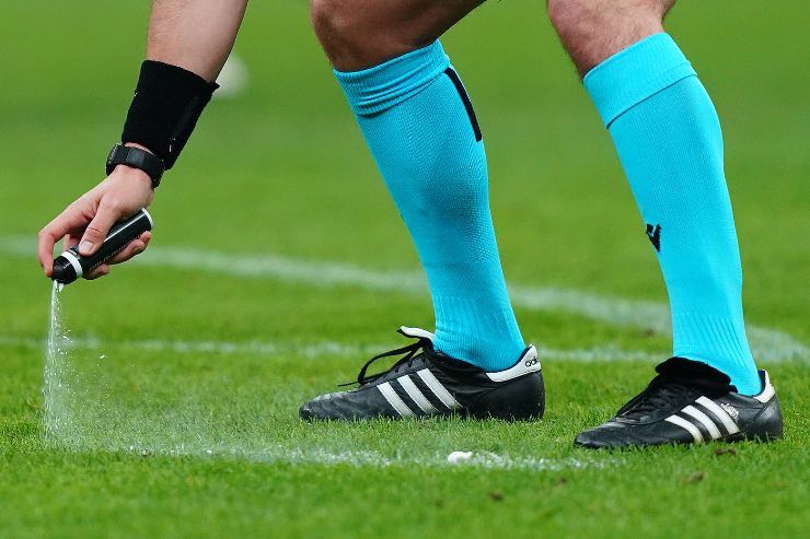 Serie D, Reggina-Acireale sospesa per malore all’arbitro