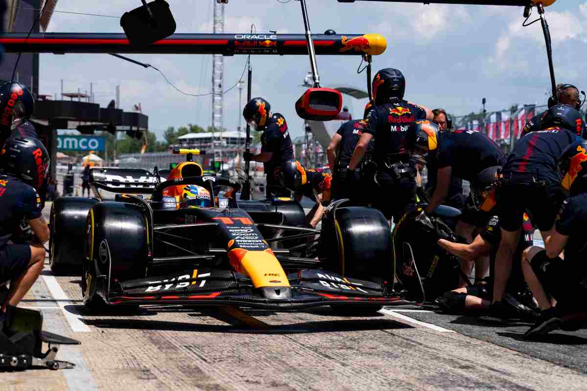 Da Alonso al rifiuto di Norris: spunta la Mercedes