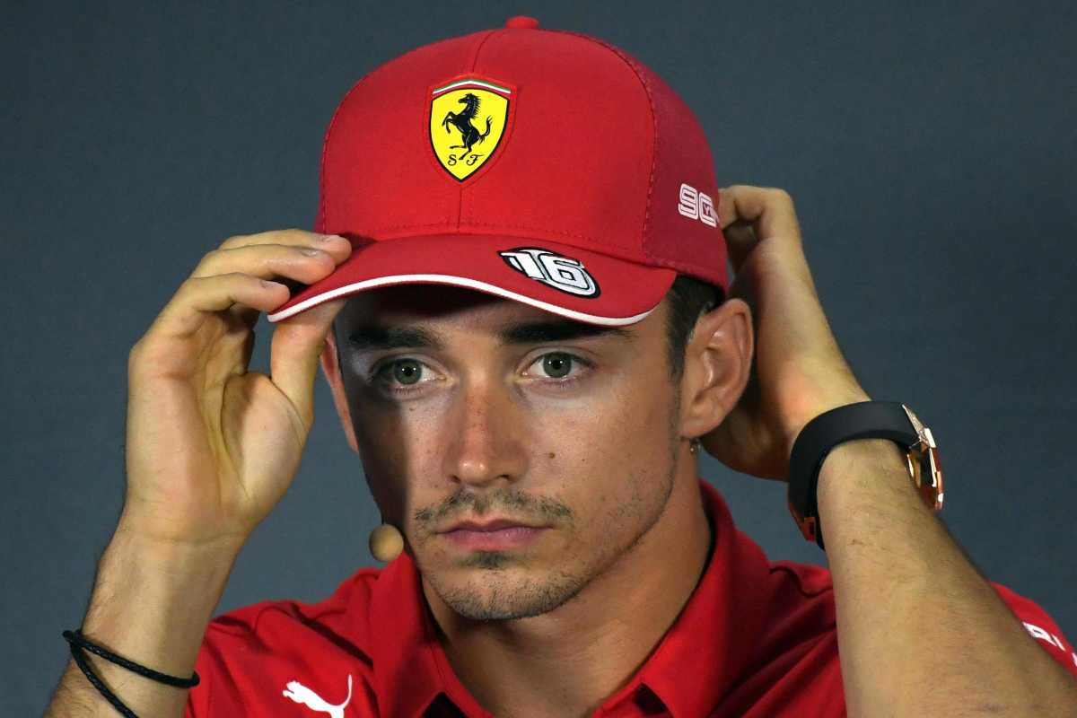 Ingannato dalla Ferrari, scoppia il caso Leclerc